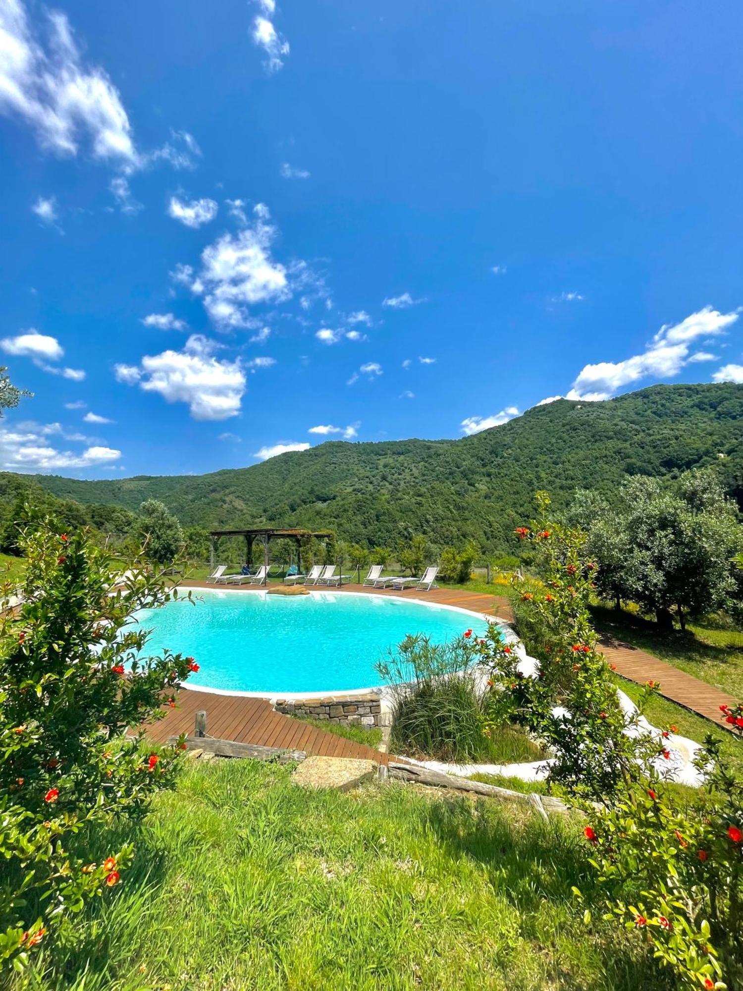 Agriturismo Piano Di Andrea Ostigliano ภายนอก รูปภาพ