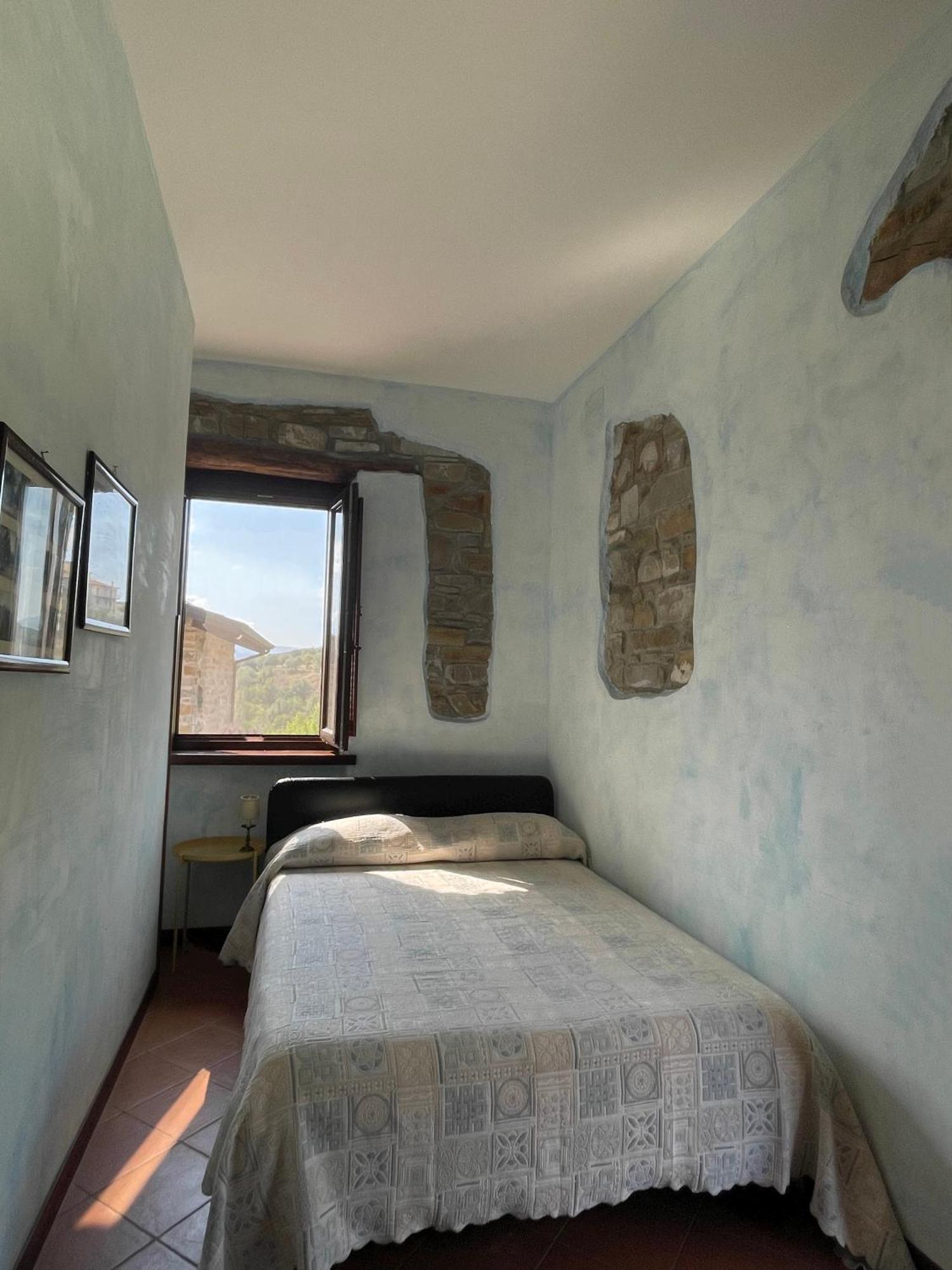 Agriturismo Piano Di Andrea Ostigliano ภายนอก รูปภาพ