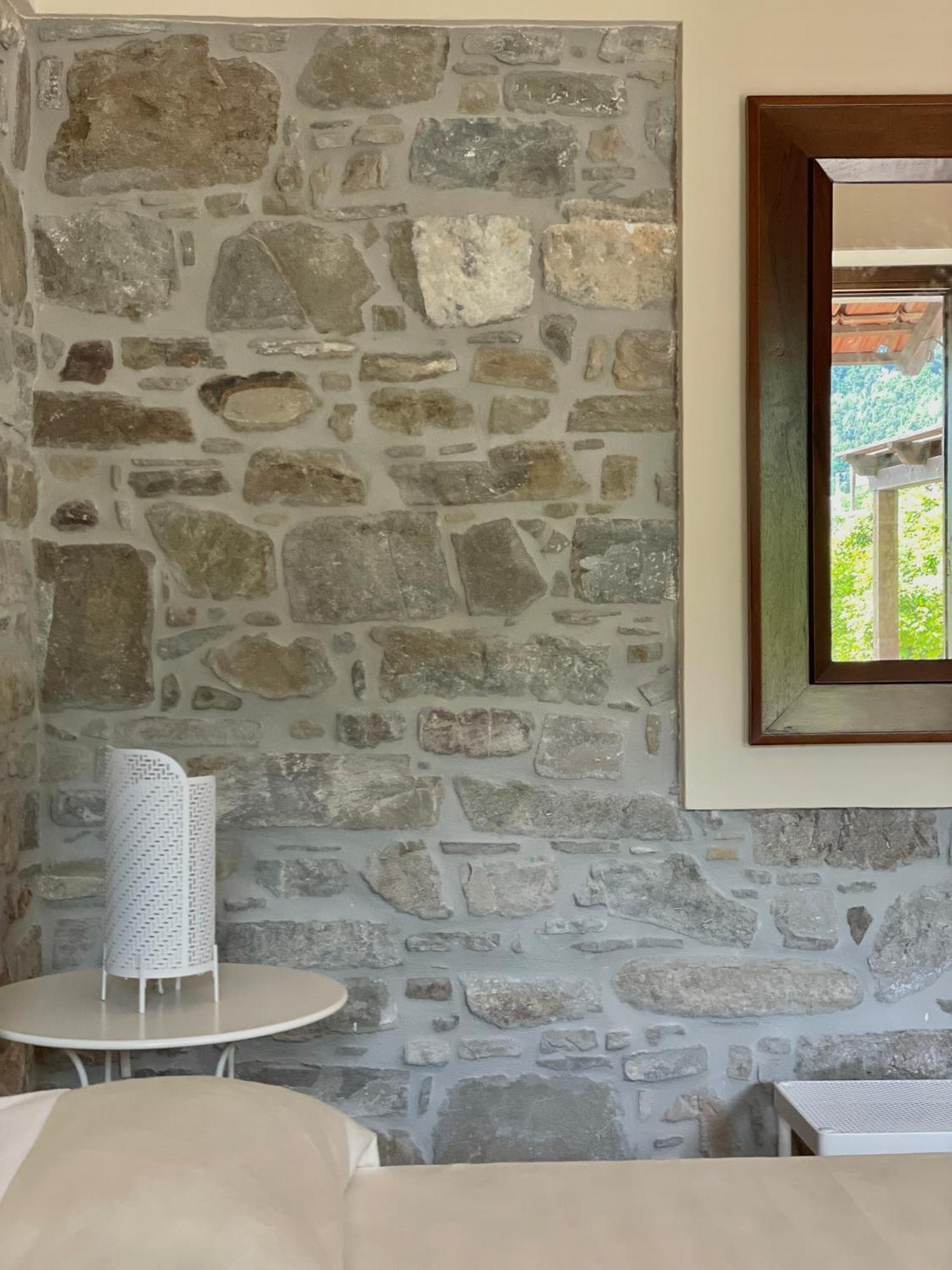 Agriturismo Piano Di Andrea Ostigliano ภายนอก รูปภาพ